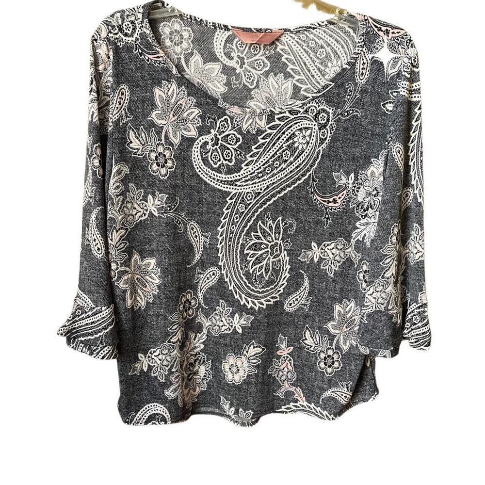 SJS size PL paisley print bell sleeves blouse.